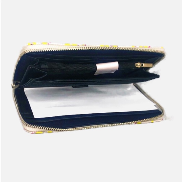 STEVE MADDEN ZIP AROUND WALLET WRISTLET NEW WITH TAGS - Picture 3 of 4